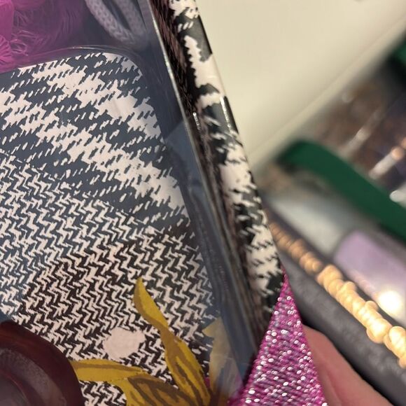 Betsey Johnson Shower Wrap, hair turban & Bath Set - Picture 4 of 8